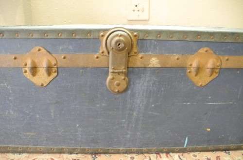 An awesome original vintage Cottingham road Mill works RAMC Army trunk (Major G Maizels)