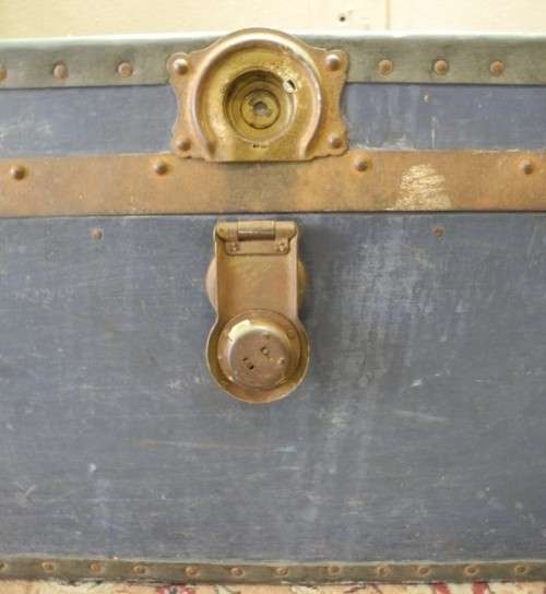 An awesome original vintage Cottingham road Mill works RAMC Army trunk (Major G Maizels)