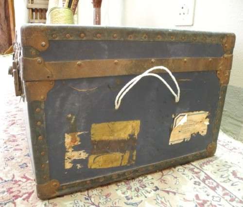 An awesome original vintage Cottingham road Mill works RAMC Army trunk (Major G Maizels)
