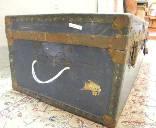 An awesome original vintage Cottingham road Mill works RAMC Army trunk (Major G Maizels)