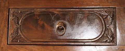 A gorgeous vintage Indonesian teak side server/ buffet with lots of storage space! Beautiful!!