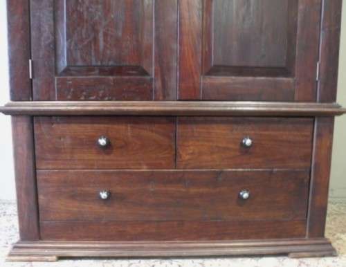 A fantastic large Indonesian Teak Coricraft double door entertainment/ TV unit with three drawers!!