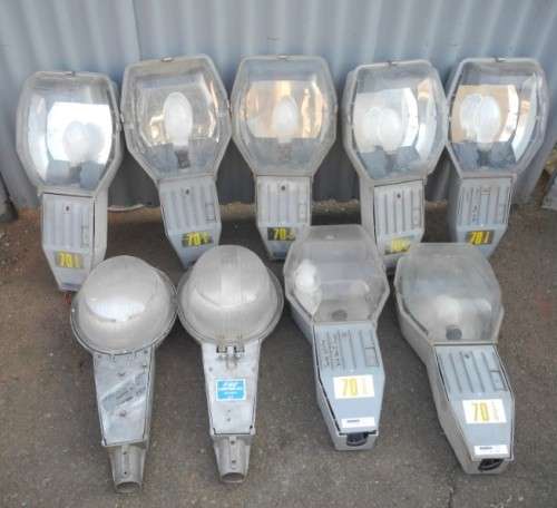 Nine vintage street lights with bulbs. ONE BID FOR ALL!!!-Lifespace Sale