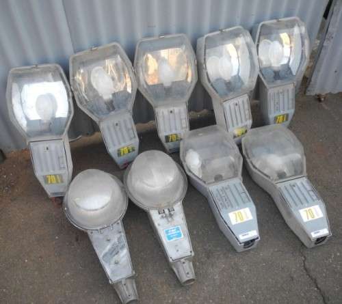 Nine vintage street lights with bulbs. ONE BID FOR ALL!!!-Lifespace Sale