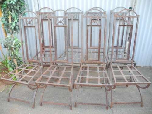 FIX ME UP!!! A set of eight metal patio chairs, perfect in a lapa for extra seats. BARGAIN!!!