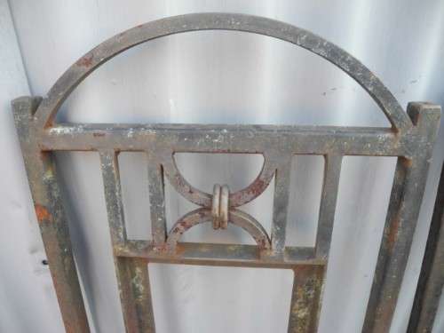 FIX ME UP!!! A set of eight metal patio chairs, perfect in a lapa for extra seats. BARGAIN!!!