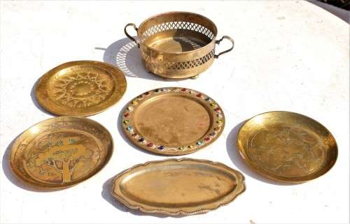 GORGEOUS collection of six medium sized various brass items-Lifespace Sale