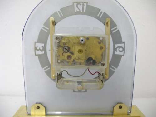 BARGAIN CLOCKS!!A vintage battery operated glass and brass clock. Lifespace Sale