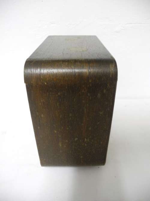 BARGAIN CLOCKS!!A vintage no name clock with key & pendulum. Lifespace Sale