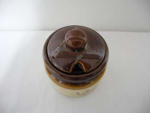 A pretty set of four ceramic sugar/ condiment bowls-Lifespace Sale