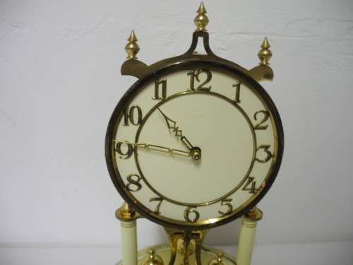 BARGAIN CLOCKS!!A charming vintage Kundo dome clock. Lifespace Sale
