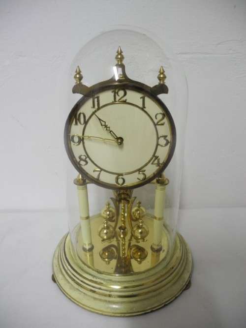 BARGAIN CLOCKS!!A charming vintage Kundo dome clock. Lifespace Sale