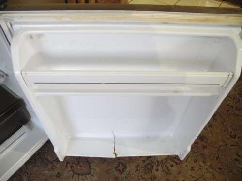 BARGAIN!! A Miele fridge for parts or spares; probably needs gas! - Lifespace Sale