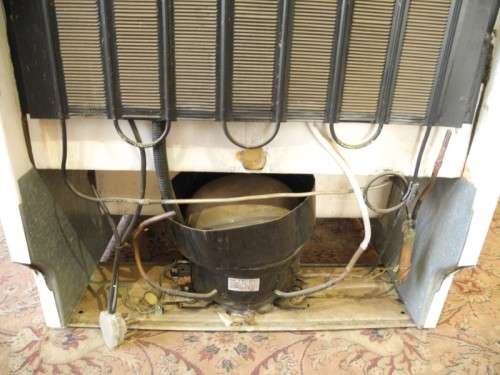 BARGAIN!! A Miele fridge for parts or spares; probably needs gas! - Lifespace Sale