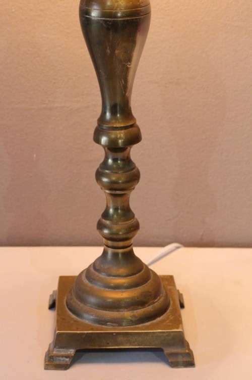 A stunning vintage Brass table lamp with a lovely vintage shade - very stylish.