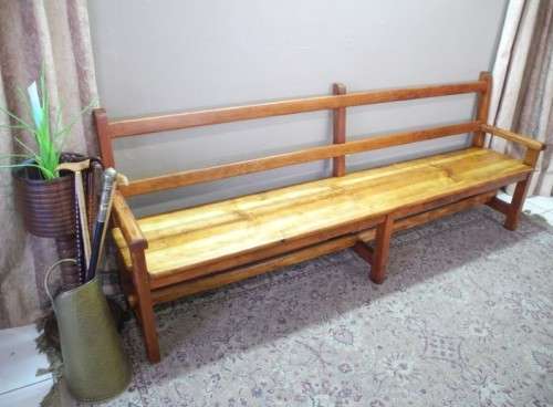 A fantastic well-made, sturdy vintage 5 seater Oregon wood bench - perfect  in a lapa/ patio!
