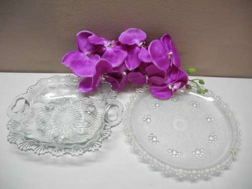 A fabulous collection of 8 snack serving plates in various colours and sizes-Lifespace Sale