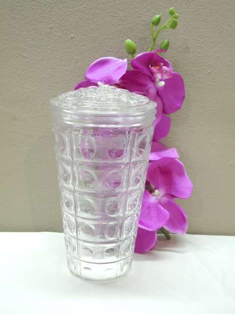 Two stunning glass vases!! Beautiful on display!!-Lifespace sale