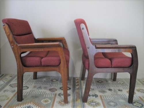 A fabulous set of Imbuia retro styled office/ occasional chairs in good condition.