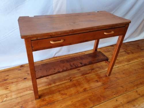 A stylish single-drawer Oregon console/ hall table-Xmas sale