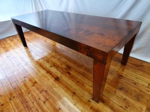 A modern, stylish (2440cm x 100cm) Coricraft 6-seater dining table. Xmas sale