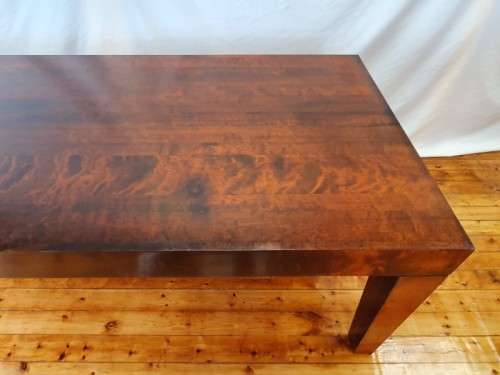 A modern, stylish (2440cm x 100cm) Coricraft 6-seater dining table. Xmas sale