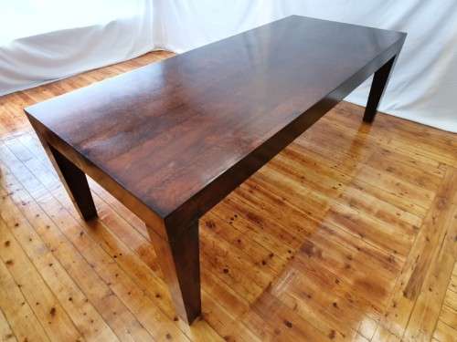 A modern, stylish (2440cm x 100cm) Coricraft 6-seater dining table. Xmas sale