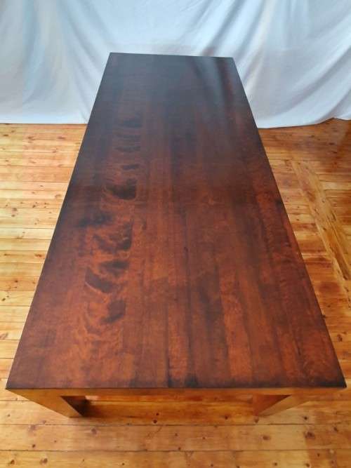 A modern, stylish (2440cm x 100cm) Coricraft 6-seater dining table. Xmas sale