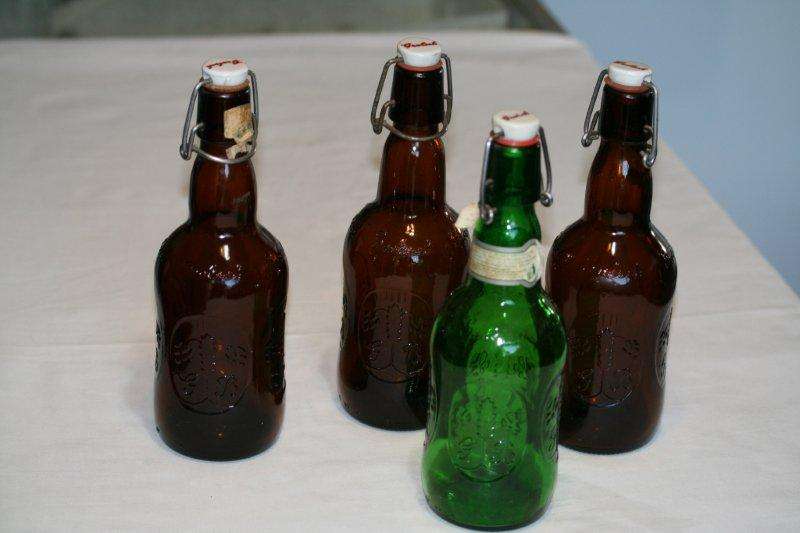 3 VERY RARE OLD GROLSCH BEER BOTTLES PLUS 1 OTHER. REMEMBER TO CHECK MY OTHER LISTINGS...