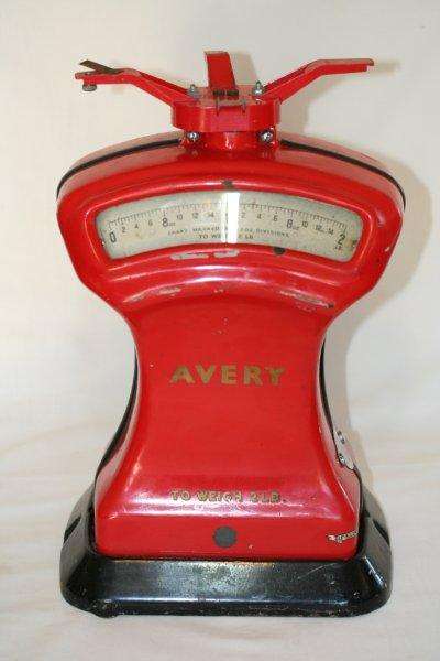 BRIGHT RED AVERY POST OFFICE SCALE! THIS IS A COOL SCALE...