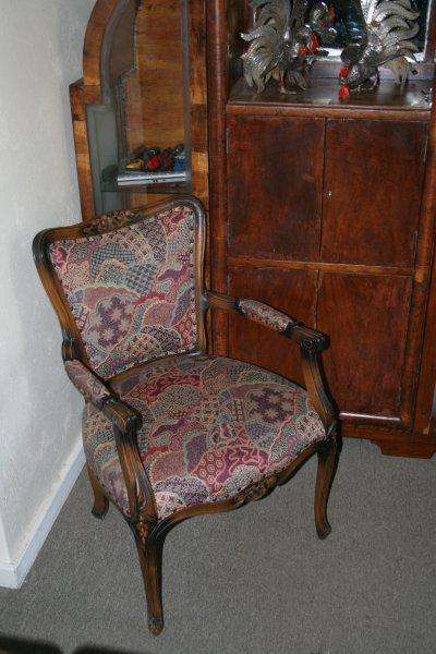 TAKE A LOOK AT THIS ANTIQUE CHAIR!!! STUNNING AND PERFECT FOR THAT "SPACE" WHERE NOTHING ELSE FITS..
