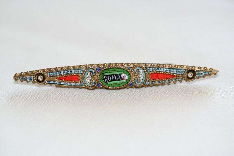 STUNNING 'MICRO MOZAIC' BROOCH!!! A BEAUTIFUL COLOURFUL PIECE!!!