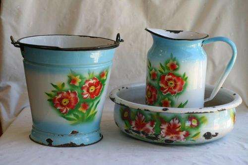 WOW! WOW! WOW! AN ENAMEL WASH SET - BASIN, JUG AND BUCKET!!! THE REAL DEAL WITH LOADS OF CHARACTER..