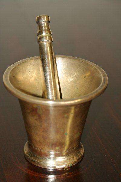 STUNNING LARGE SOLID BRASS PESTLE & MORTAR!!! THIS IS AWESOME!!!