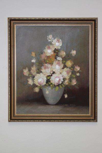 A STUNNING ORIGINAL ROBERT COX STILL LIFE OIL PAINTING ON BOARD WITH STUNNING FRAME! BEAUTIFUL ART