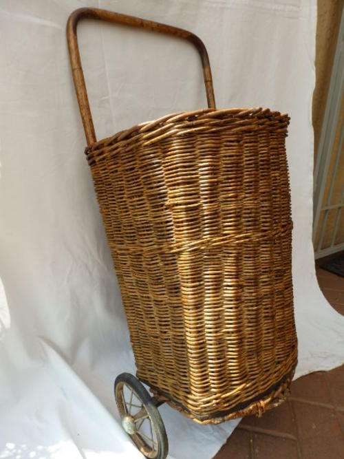 A FANTASTIC VINTAGE MOBILE WICKER SHOPPING BASKET /TROLLEY - AN AMAZING PIECE