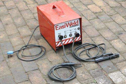 AWESOME AFROX "EASIWELD" WELDING MACHINE WITH CABLES!!! EXCELLENT CONDITION!!! BARGAIN!!!