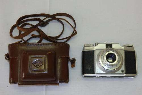 AN AMAZING VINTAGE (c1953) AGFA SILETTE PRONTO 35mm CAMERA IN IT'S ORIGINAL LEATHER CASE