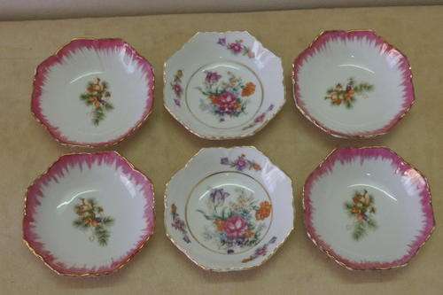 SIX GORGEOUS PINK AND WHITE COCKTAIL SNACK BOWLS WITH GOLD GILDED EDGES IN PRISTINE CONDITION