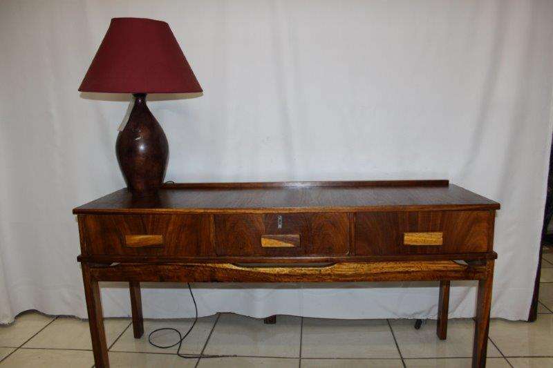 WOW!!! A GORGEOUS RETRO DRESSER / SIDE SERVER!!! PERFECT AS A PAINT PROJECT...