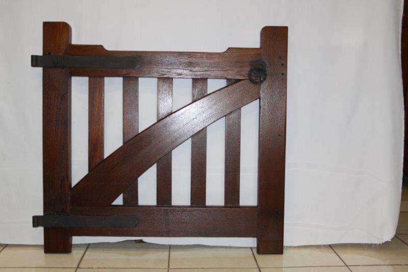 WOW!!! A STUNNING HEAVY SOLID TEAK FARM GATE WITH WROUGHT IRON FITTINGS, IN EXCELLENT CONDITION!!!