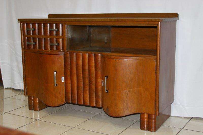 WOW!!! A BREATHTAKING UNIQUE ART-DECO SIDE SERVER WITH EXQUISITE DETAIL!!! GORGEOUS FURNITURE!!!