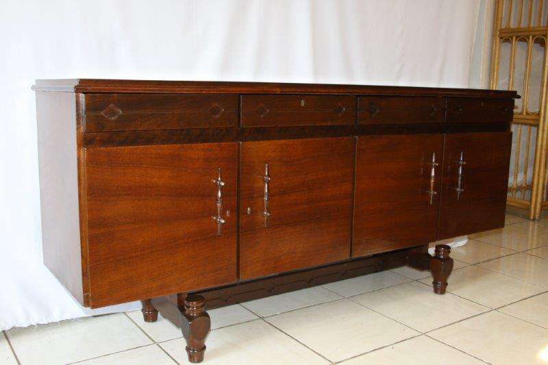 A SPECTACULAR VINTAGE SOLID RETRO SIDE SERVER IN EXCELLENT CONDITION!!! WOW WOW WOW FURNITURE!