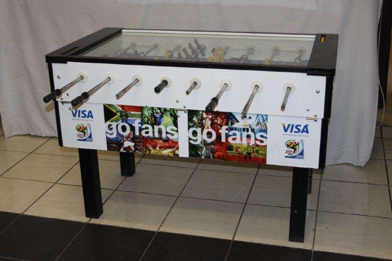 AN EXCEPTIONAL UNION BILLARDS "HURRICANE" 2010 WORLD CUP SOCCER BRANDED FOOSBALL TABLE!!! WOW!!!!!!!