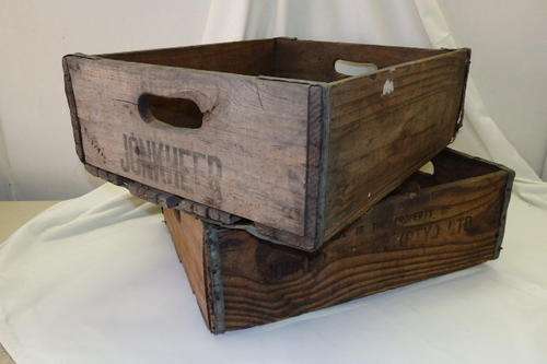 TWO FANTASTIC RARE VINTAGE JONKHEER FARMER WINERY WINE CRATES WITH REINFORCED SIDES
