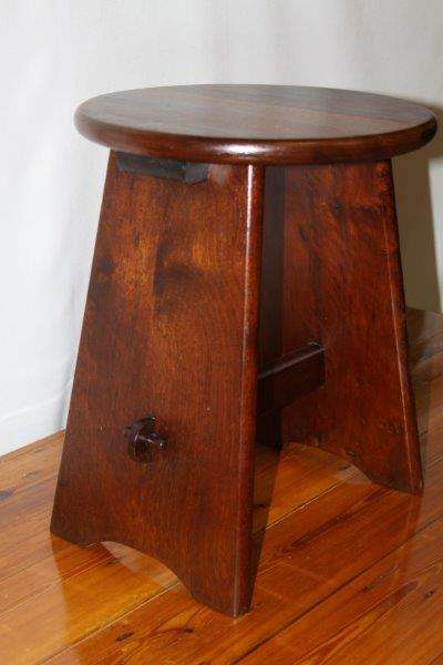 A STUNNING ANTIQUE SOLID IMBUIA MILKING STOOL IN FANTASTIC CONDITION!!! WOW!