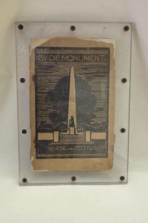 AN INCREDIBLE ANTIQUE (c1917) BY/ BIJ DIE MONUMENT; VERSE VAN TOTIUS (PROF. JD DU TOIT) POETRY BOOK