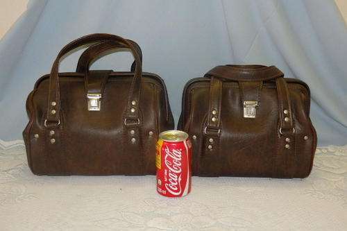 TWO AWESOME VINTAGE HENSELITE 4 15/16 STANDARD OFFICIAL SABA SOUTH AFRICAN LAWN BOWLS SETS bid/set