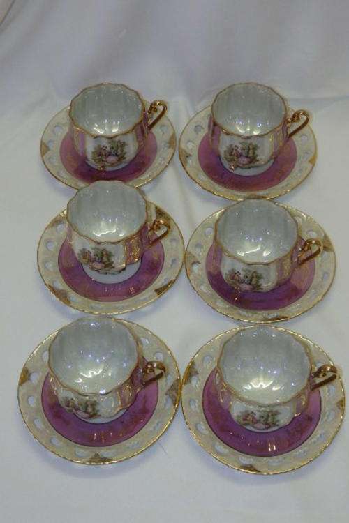 A BEAUTIFUL SET OF 6 VINTAGE ROYAL SEALY OF JAPAN FINE CHINA FOOTED COFFEE CUP AND SAUCERS