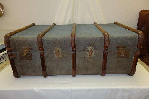 WOW!!! AN EXQUISITE RARE ANTIQUE TRAVEL TRUNK BOX c/w THE INNER TRAY!!! AWESOME COFFEE TABLE....